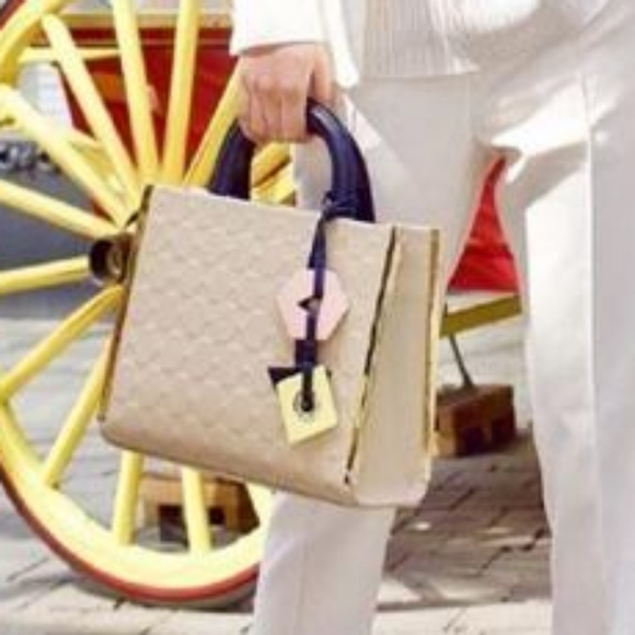 NWOT HEIRLOOM Leather Embossed Satchel/Tote - Picture 1 of 4